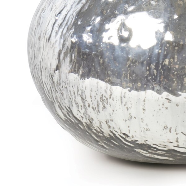 Virgo Glass Vase Macro 3